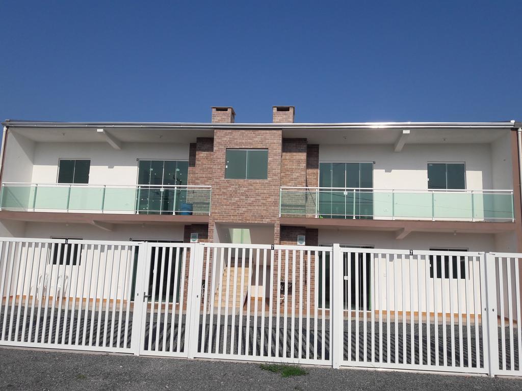 Conjunto Residencial Verdes Mares Guaratuba Extérieur photo