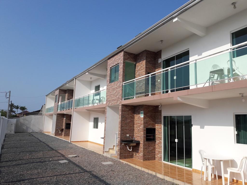 Conjunto Residencial Verdes Mares Guaratuba Extérieur photo
